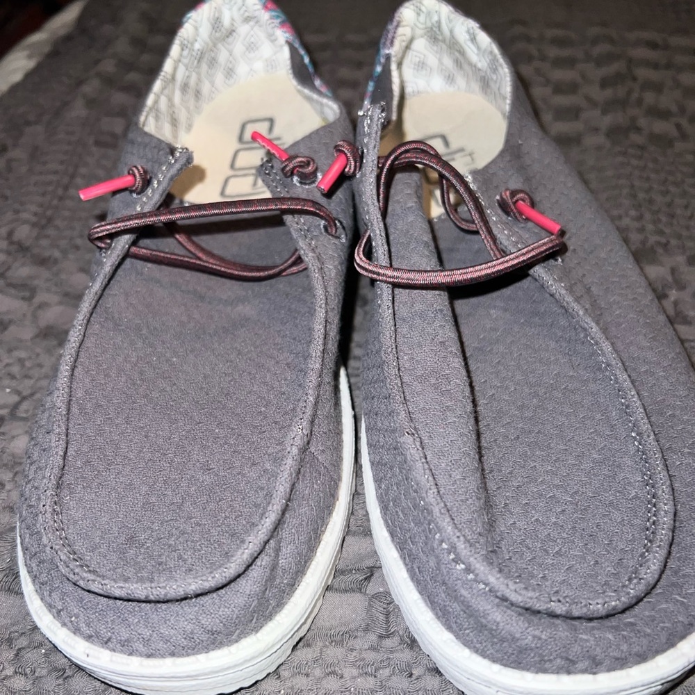 Women’s Wendy Aztec Gray Hey Dudes. NWOT